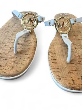 Michael Kors MK Charm Jelly Flip Flops White Gold Size 9M